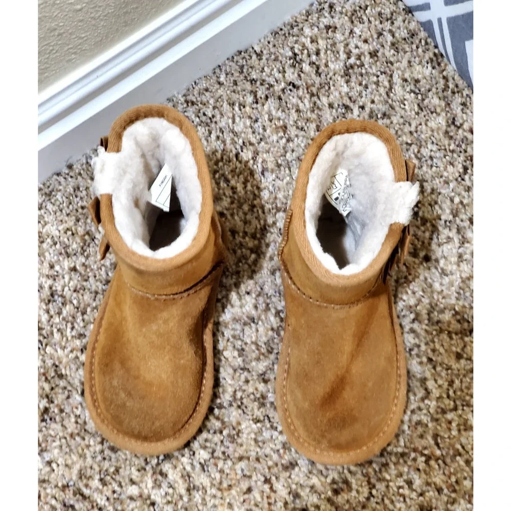 Koolaburra comfortable cozy